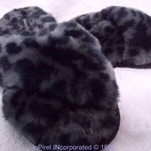 Victoria Secret Fluffy Plush Leopard Grey Black Slipper